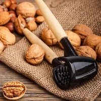 Kúpos dió-mogyorótörő, üvegnyitó