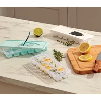 Szilikontalpas jégkockatartó fedővel 12 részes