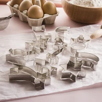 Karácsonyi süteménykiszúró 8 db (nagy méretek)