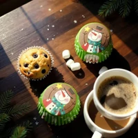 Zöld hóember mintás muffin papír 75 db