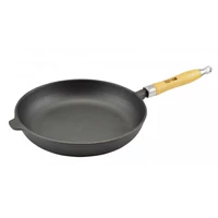 Öntöttvas serpenyő  26 cm