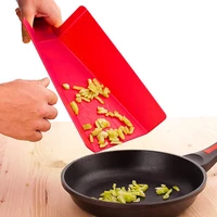 Összehajtható vágólap(választható szín)