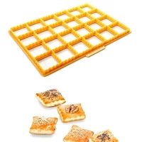 Tésztarácsozó-Ravioli kiszúrórács 33 cm x 24 cm