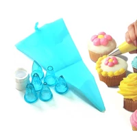 Süteménydíszítő készlet 8 darabos