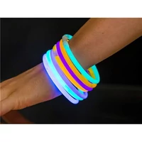 Világító karperec 25 darab